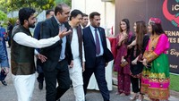 Sedikitnya ada 150 tamu undangan dan tokoh nasional Pakistan yang diundang pada acara tersebut. Anggota Majelis Nasional Pakistan, Sehar Kamran punmendorong niat baik atas inisiatif ini. Ia memuji upaya komunitas bisnis kedua belah pihak dalam meningkatkan kerja sama ekonomi.
