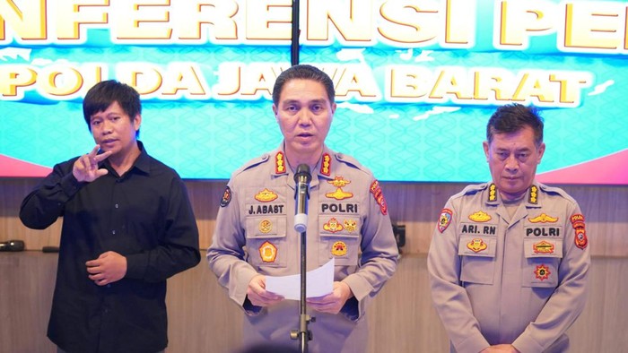 Kabid Humas Polda Jabar Kombes Jules