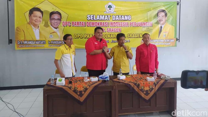 Ketua DPC PDIP Sragen Untung Wibowo Sukowati mendatangi Kantor DPD Golkar, Kamis (6/6/2024).