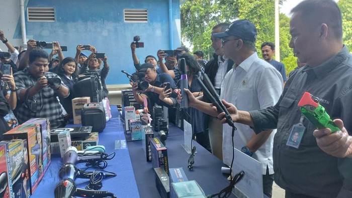 Mendag Zulhas sidak gudang importir