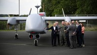Heron TP sempat digunakan Israel untuk menyerang Hamas di Jalur Gaza. (Sebastian Christoph Gollnow/dpa via AP)  