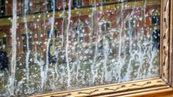 Penampakan Karya Seni yang Diselamatkan dari Kebakaran Bursa Efek Denmark Penampakan Karya Seni yang Diselamatkan dari Kebakaran Bursa Efek Denmark