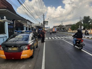 Buru Gerombolan Pelempar Botol Miras di SMPN 1 Kasihan, Polisi Cek CCTV