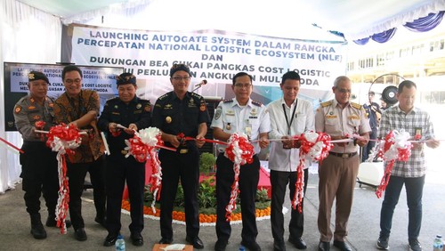 Seremonial implementasi penuh autogate system barang ekspor dan impor di Area Kargo Internasional Bandara Internasional I Gusti Ngurah Rai, Rabu (6/6/2024). (Dok. Bea Cukai Ngurah Rai)