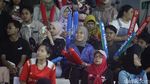 Aksi Penonton Dorong Semangat Atlet Indonesia di Indonesia Open 2024