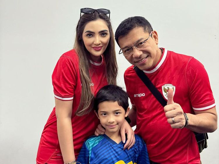 Momen Seru Ashanty Antar Arsya Jadi Pendamping Indonesia Vs Irak
