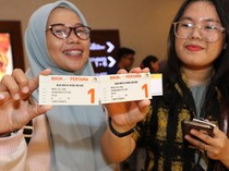 Asyik... Bang Mega Ajak Nasabah Nobar Bad Boys 4