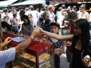 Pasar Tsukiji Menolak Turis di Musim Liburan, Ini Alasannya