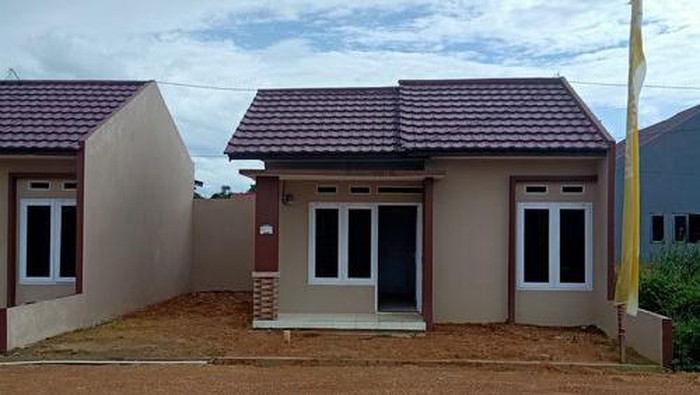 Tampilan depan rumah di BPD Barokah 1