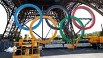 Cincin Olimpiade Mulai Dipasang di Menara Eiffel