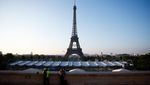 Cincin Olimpiade Mulai Dipasang di Menara Eiffel