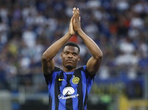 Inter Siapkan Opsi Jika Dumfries Tak Perpanjang Kontrak