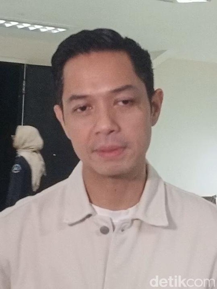 Dude Harlino Dude Harlino