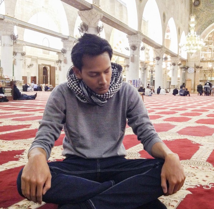 Fedi Nuril Romantis Bareng Istri Saat Kulineran, Begini Potretnya!