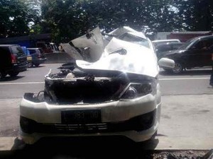 Petaka Fortuner Renggut Nyawa Istri Disaksikan Suami di KM 13 Tol Waru