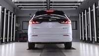 Terkait rencana penjualan itu, Honda akan memulai produksi massal CR-V e:FCEV. Foto: Dok. Honda Global