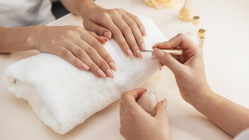 Ilustrasi nail art. (Freepik)