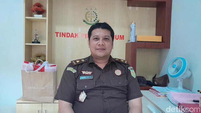 Jaksa Hendra Sinaga