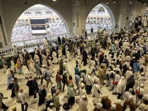 Selebgram Indonesia Ditahan Arab Saudi gegara Jual Paket Haji Bervisa Ziarah