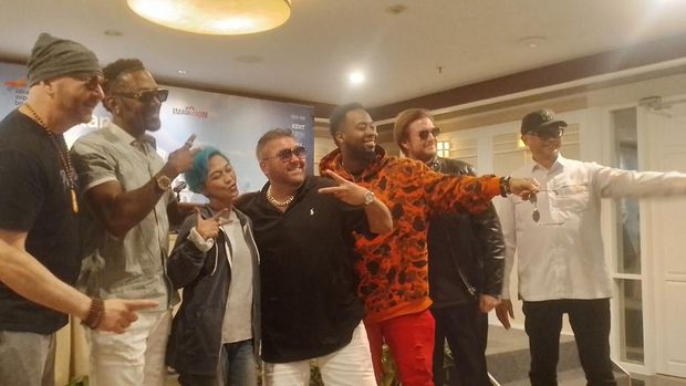 Konferensi pers Winter Concert di Trans Snow World Bintaro
