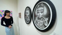 Melihat Pameran Seni Kolaborasi ATST dan Jakarta Doodle Fest Melihat Pameran Seni Kolaborasi ATST dan Jakarta Doodle Fest