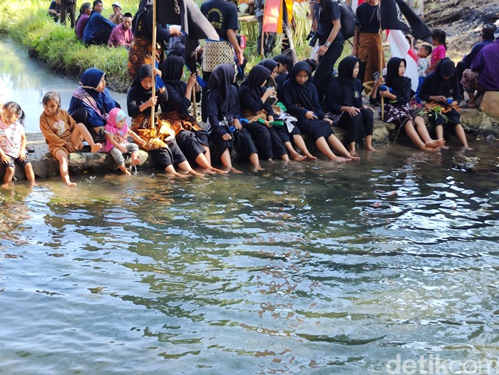 Kondisi sumber Kedungpoh yang menjadi sumber air utama warga Menggoran, Gunungkidul. Foto diunggah Jumat (7/6/2024).