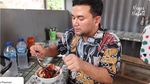 Ncess Nabati Doyan Bakso, Ini Tempat Makan Bakso Favoritnya!