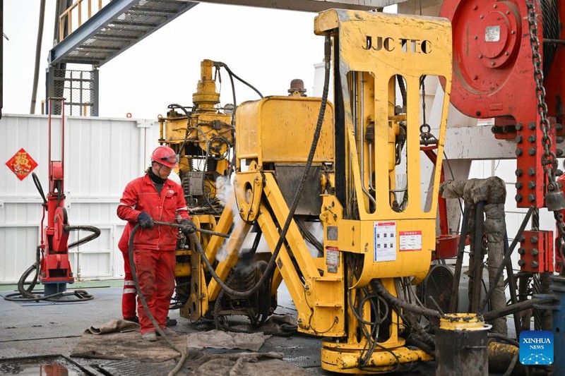 Pengeboran lubang terdalam di China