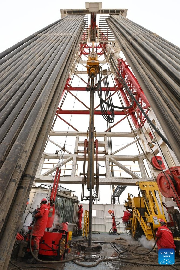 Pengeboran lubang terdalam di China Pengeboran lubang terdalam di China