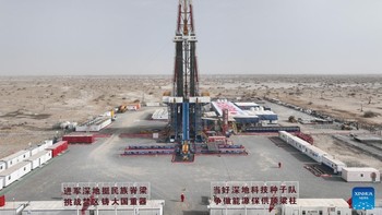 Wang mengatakan setelah mencapai kedalaman 10.000 meter, pengeboran akan menghadapi tantangan lebih berat seperti suhu di atas 200 derajat Celcius dan tekanan formasi melebihi 130 MPa. Kesulitan tersebut akan berlipat ganda seiring dengan pengeboran setiap meter yang lebih dalam. Foto: Xinhua