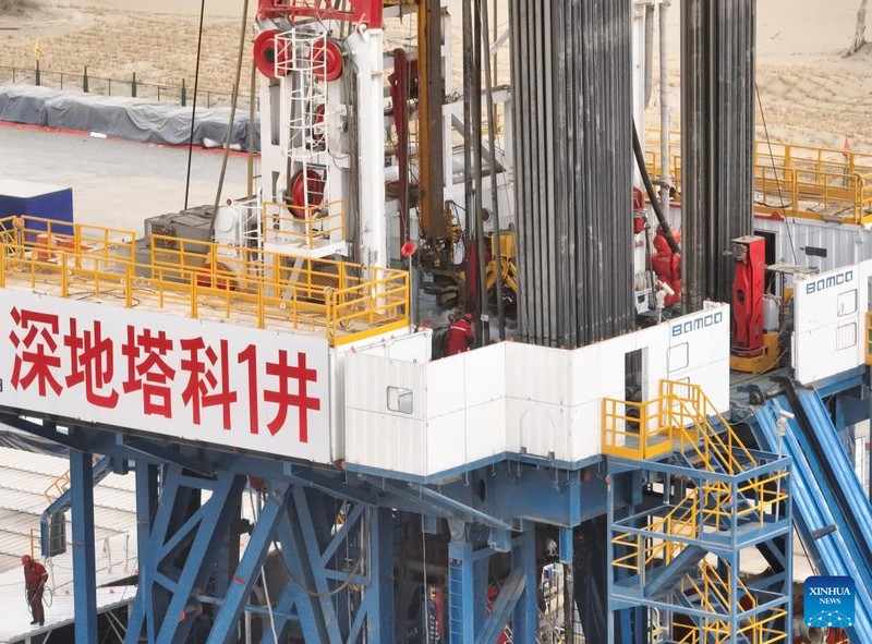 Pengeboran lubang terdalam di China
