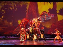 Teater Koma Ajak Kamu Selami Kisah Naga Si Penguasa Papua Teater Koma Ajak Kamu Selami Kisah Naga Si Penguasa Papua