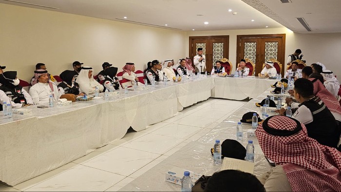 PPIH Arab Saudi dan Masyariq yang sedang berkoordinasi di Makkah.