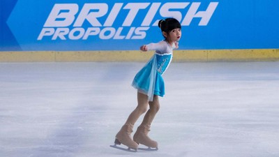 Ratusan Atlet Ramaikan Indonesia Ice Skating Open 2024