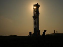 Roket Raksasa Starship Milik Elon Musk Berhasil Meluncur Tanpa Meledak