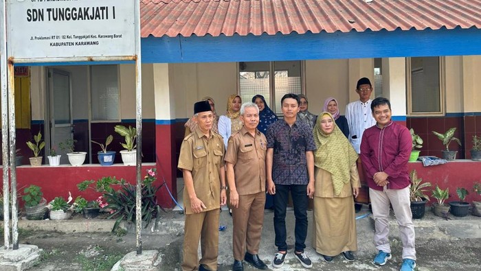 Dalam rangka membenahi infrastruktur pendidikan, PERURI melalui Program Tanggung Jawab Sosial dan Lingkungan (TJSL) memberikan bantuan renovasi bangunan kelas dan fasilitas Sekolah Dasar Negeri (SDN) Tunggakjati I, Karawang Barat, Kabupaten Karawang.