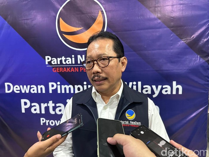 Sekretaris DPW NasDem Jatim Aminurokhman