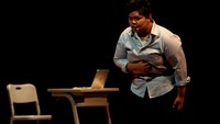 Siswa kelas 8 SMP Islam Al-Azhar BSD tampil dalam pementasan drama Pertempuran 10 November yang merupakan rangkaian acara yang bertajuk “Pagelaran Harmoni Negeriku, Jayalah Bangsaku’ di Teater Besar, Taman Ismail Marzuki, Menteng, Jakarta Pusat, Rabu (05/06/2024). 