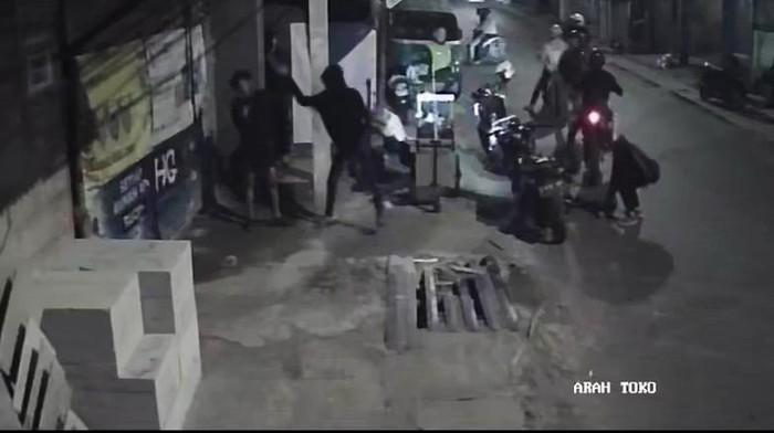 Akta Kejahatan Geng Motor: Remaja Cimahi Diteror saat Menikmati Bakso, Kepolisian Bergerak Cepat