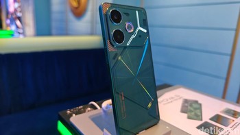Dari sisi desain, Tecno Pova 6 mengusung Dynamic-Tech Design bernuansa mecha. Foto: Adi Fida Rahman/detikINET