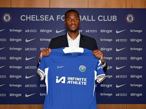Dua Pemain yang Mantapkan Hati Adarabioyo untuk Gabung Chelsea
