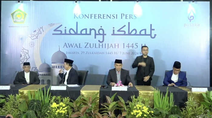 Wakil Menteri Agama RI Saiful Rahmat Dasuki mengumumkan  keputusan hasil sidang isbat Idul Adha 1444 H (Tangkapan Layar Youtube)
