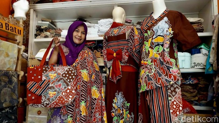 Batik Motif Tanaman Toga Asal Kota Batu Batik Motif Tanaman Toga Asal Kota Batu