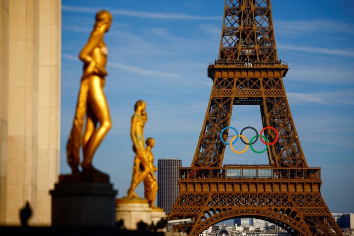 The Olympic rings are displayed on the first floor of the Eiffel Tower ahead of the Paris 2024 Olympic games in Paris, France, June 7, 2024. REUTERS/Sarah Meyssonnier