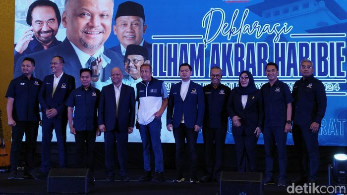 Deklarasi Ilham Habibie untuk Pilgub Jabar.