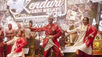 KSM merupakan acara budaya tahunan yang menjadi bagian dari agenda Karisma Event Nusantara (KEN) Kemenparekraf tersebut diikuti sanggar kesenian berbagai daerah se-Sumatera serta Malaysia dan Brunai Darussalam.