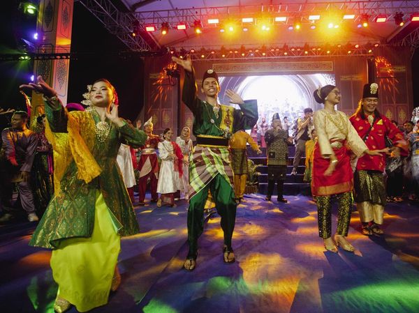 Lihat Keseruan Malam Kenduri Seni Melayu di Batam