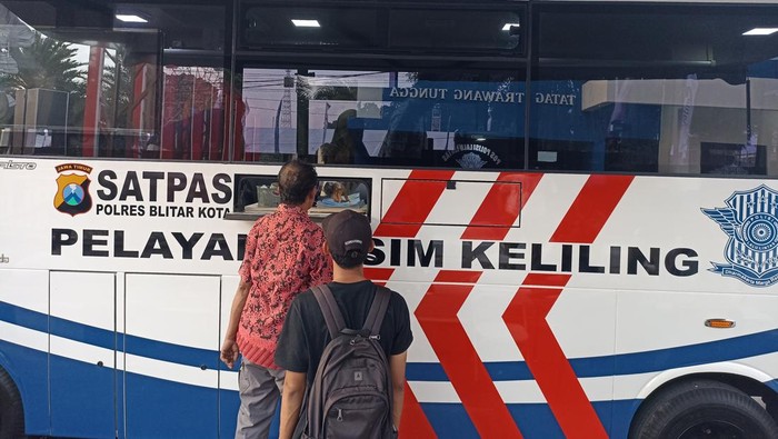 Layanan SIMling Satlantas Polres Blitar Kota.