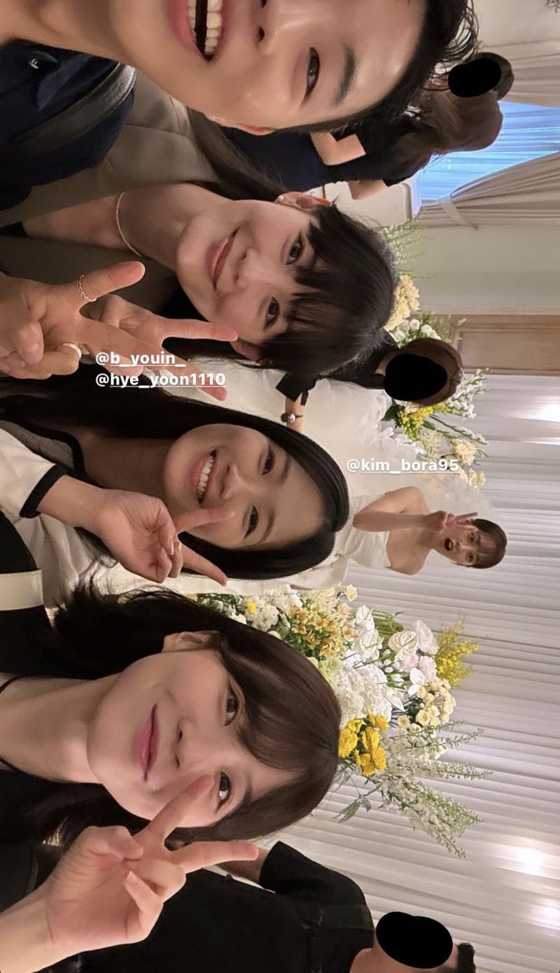 Momen pernikahan Kim Bo Ra dan sutradara Jo Ba Reun