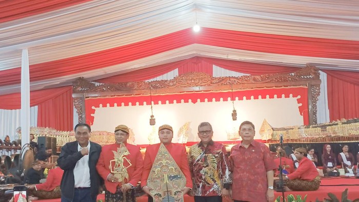 PDIP Rayakan Bulan Bung Karno dengan Pertunjukan Wayang "Pandu Swargo"